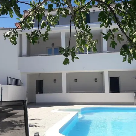 Gæstehus Stars Palace - And 3*