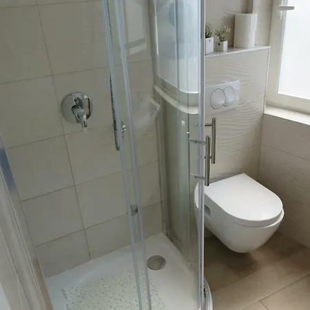 Stars Palace - And Jezera