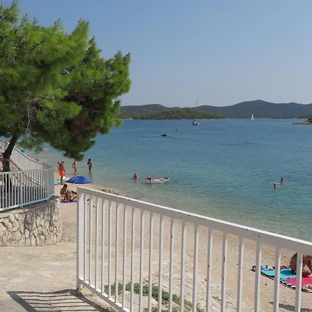 Stars Palace - And 3*