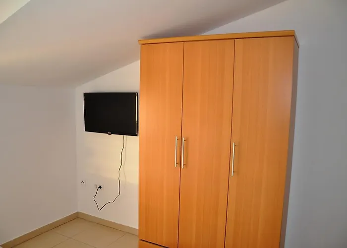 Stars Palace - And 3* 제제라