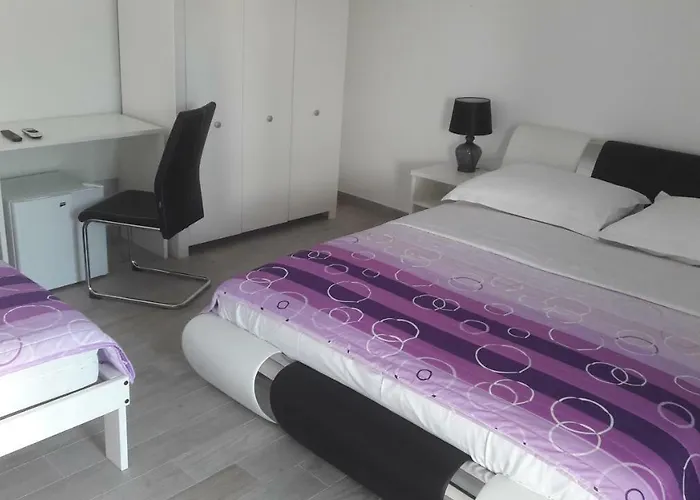 Stars Palace - And 3* Jezera