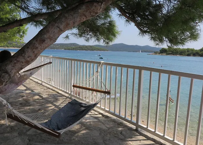 Stars Palace - And Gasthuis Jezera