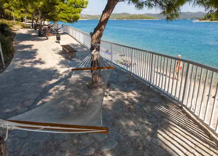 Gæstehus Stars Palace - And Jezera